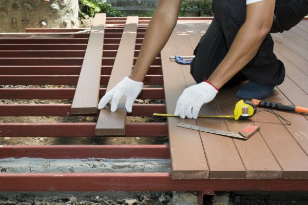 Cost of Custom Deck Installation in Wheaton