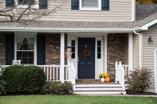 Cost of Front Deck Construction in Wheaton